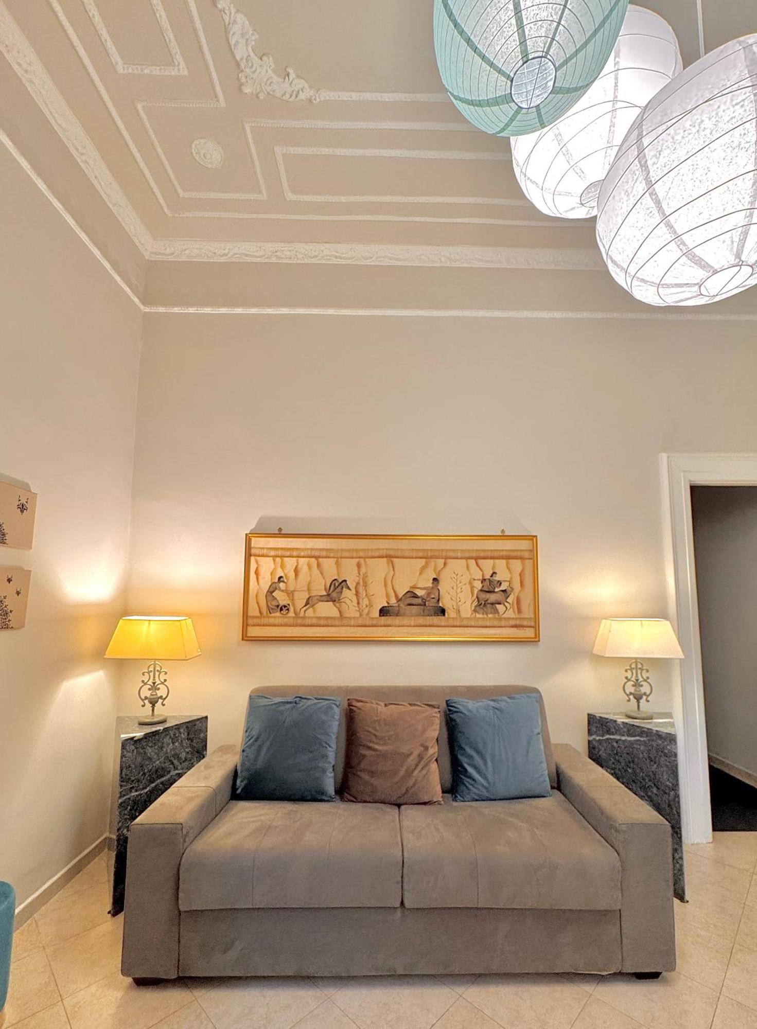 Charming Vomero Apartment